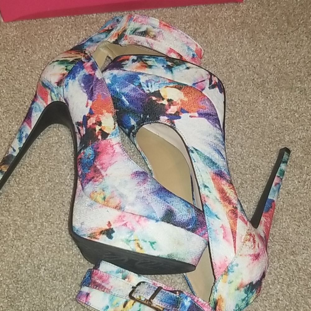 Platform pumps